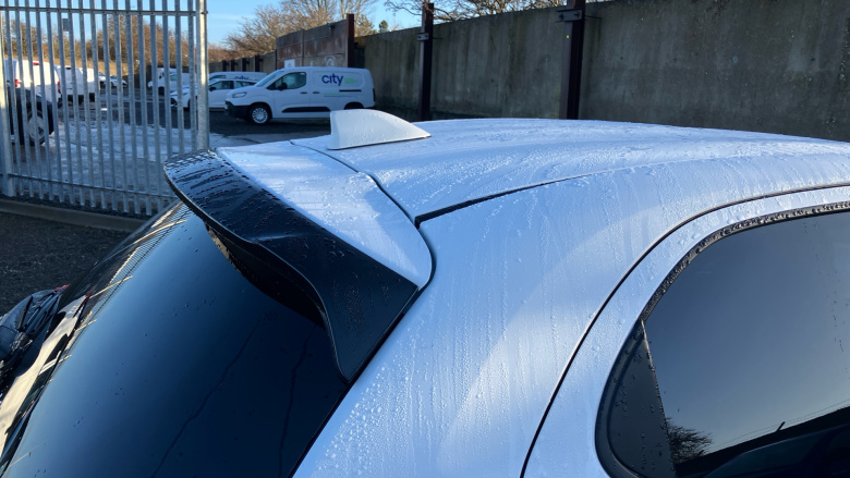 Toyota Yaris 1.5 Hybrid Design 5dr CVT Hybrid Hatchback